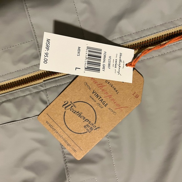 Weather proof jacket - Picture 2 of 2